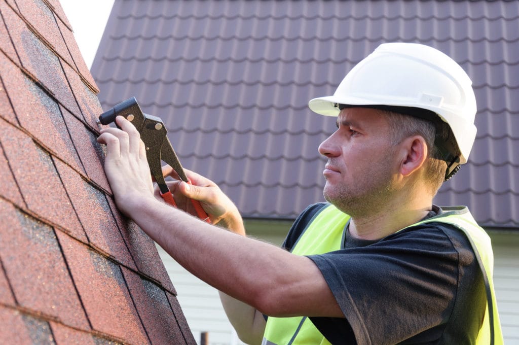 How to Avoid Roofing Scams | Piedmont Roofing