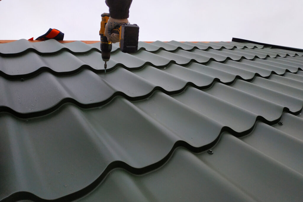 Why Choose Metal Roofs As The Ultimate Wind Resistant Roof Design - Piedmont