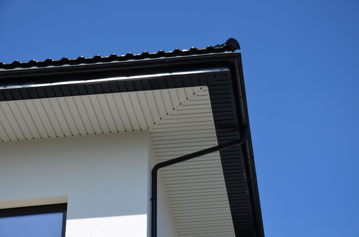 Benefits of Using Metal Fascia Trim and Panels for Weather Protection - Piedmont Roofing